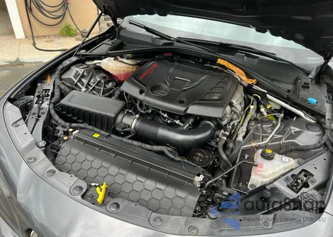 2017 Alfa Romeo Giulia Ti Q4 z USA, uszkodzony, nr VIN ZARFAEEN9H7544398